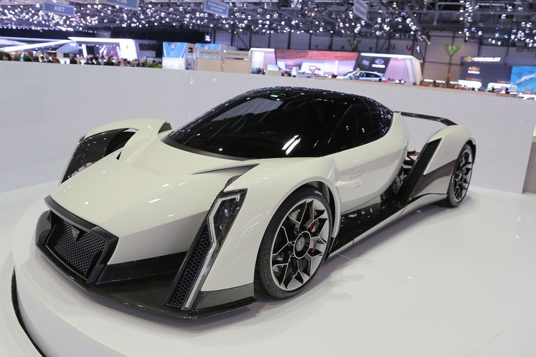 6 cars making over 1,000 hp debuted in Geneva