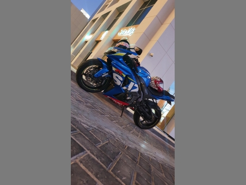 Suzuki GSX-R 1000   2016