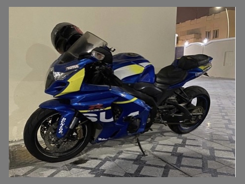 Suzuki GSX-R 1000   2015