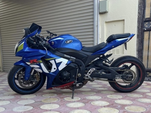 Suzuki GSX-R 1000   2014