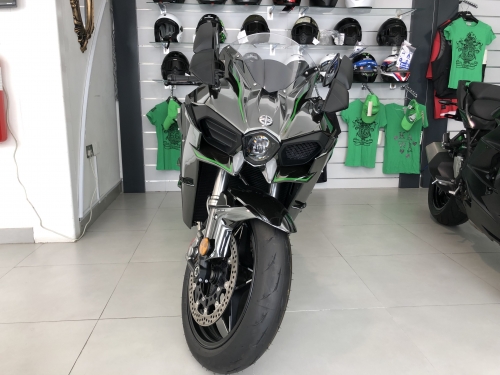 Kawasaki Ninja H2   2018