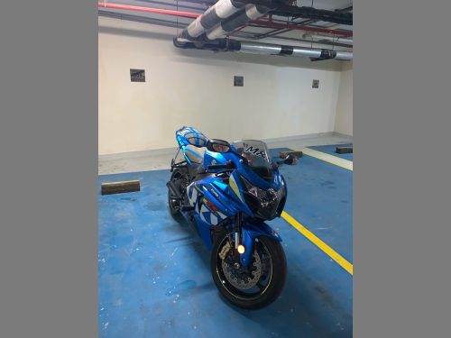 Suzuki GSX-R 1000   2015