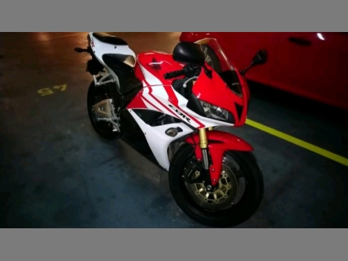 HONDA CBR  