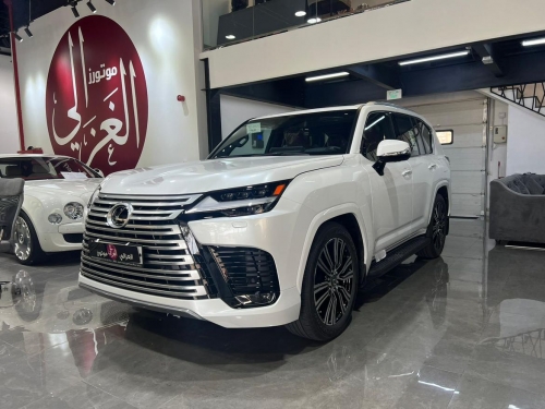 Lexus LX 600... 2023