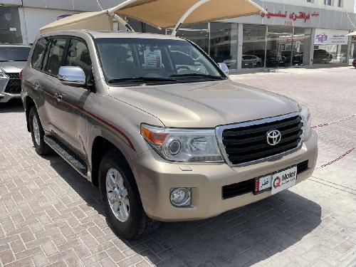 Toyota Land Cruiser GXR v8