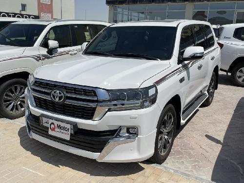 Toyota Land Cruiser GXR Grand Touring