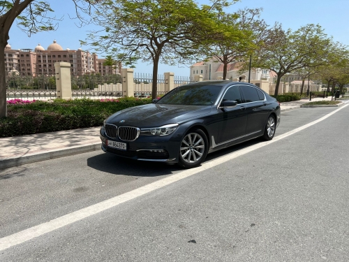 BMW 7-Series 730 Li 2017