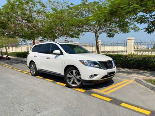 Nissan Pathfinder  2014