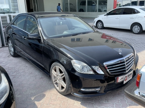 Mercedes-Benz E-Class Sedan 300