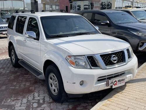 Nissan Pathfinder  2012