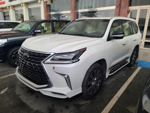 Lexus LX 570 S 2016