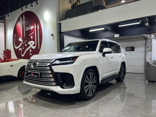 Lexus LX 600... 2022