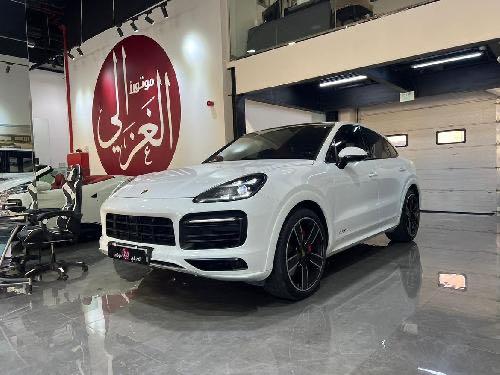 Porsche Cayenne GTS