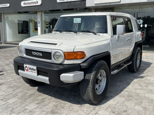 Toyota FJ Cruiser 