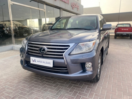 Lexus LX 570 2013