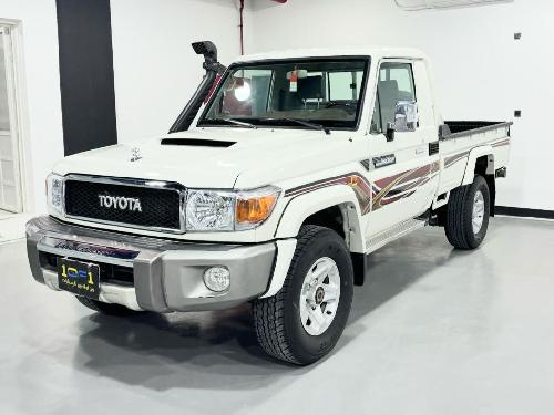 Toyota Land Cruiser LX