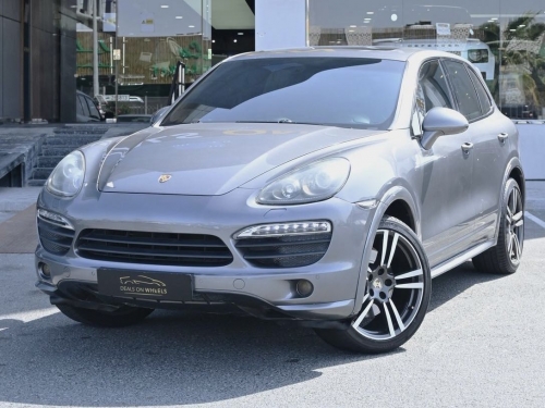 Porsche Cayenne S  2013