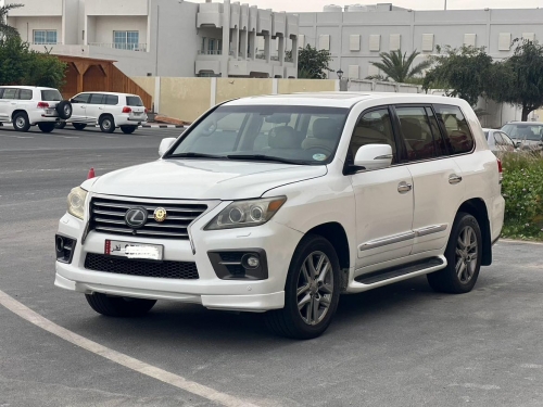 Lexus LX 570 2013