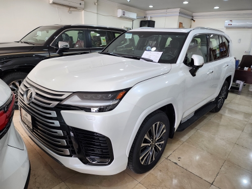 Lexus LX 600... 2024