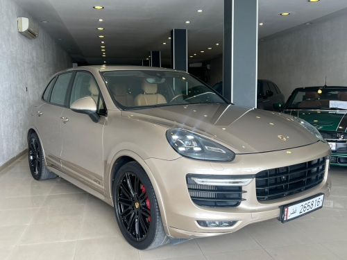 Porsche Cayenne GTS 2016