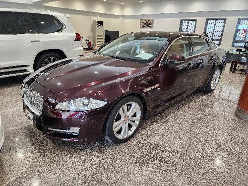 Jaguar XJL 