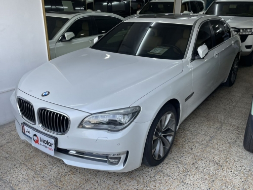 BMW 7-Series 730 Li 2015