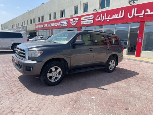 Toyota Sequoia  2016