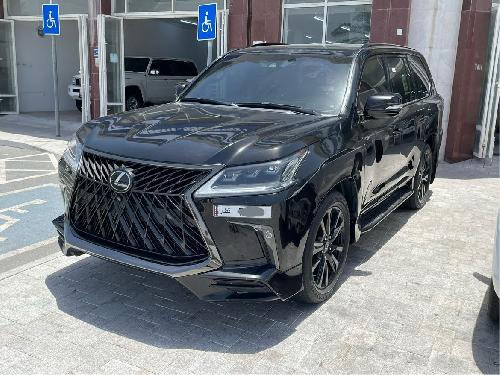 Lexus LX 570 S Black Edition