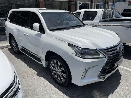 Lexus LX 570