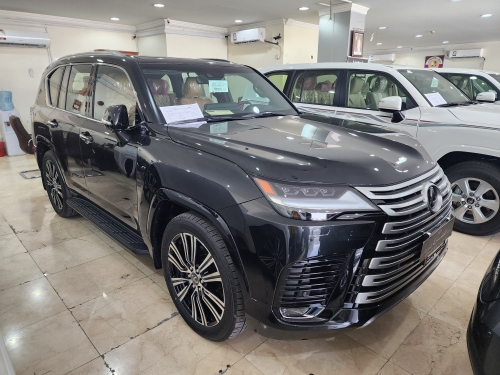 Lexus LX 600... 2024