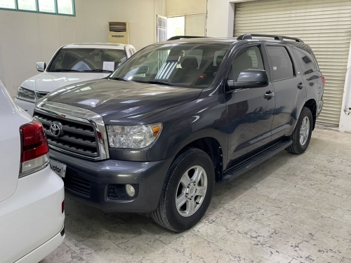 Toyota Sequoia 