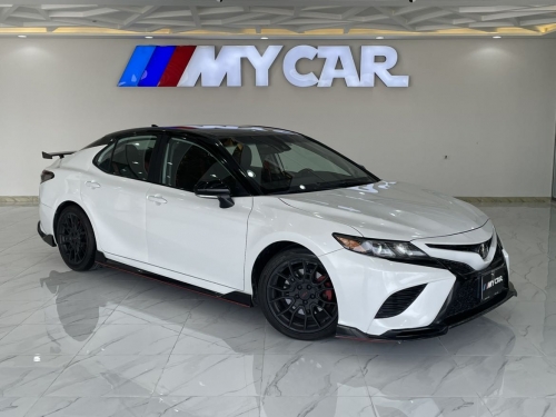 Toyota Camry  2021