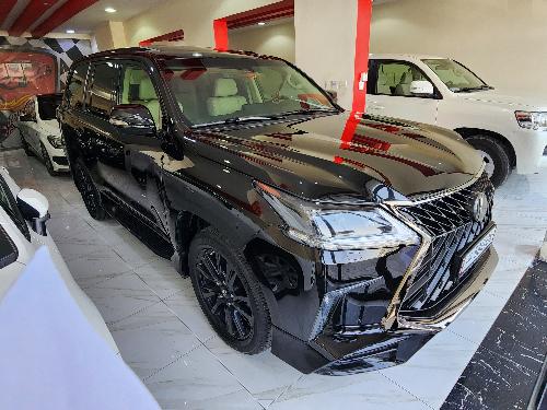 Lexus LX 570 S Black Edition