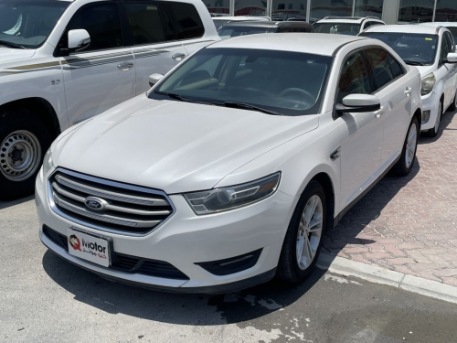 Ford Taurus  2015