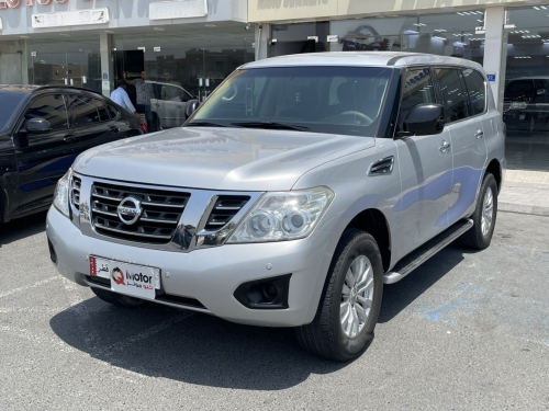 Nissan Patrol SE