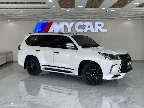 Lexus LX 570 S Black Edition