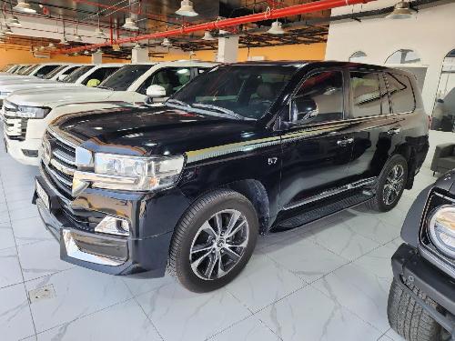 Toyota Land Cruiser VXR Grand Touring